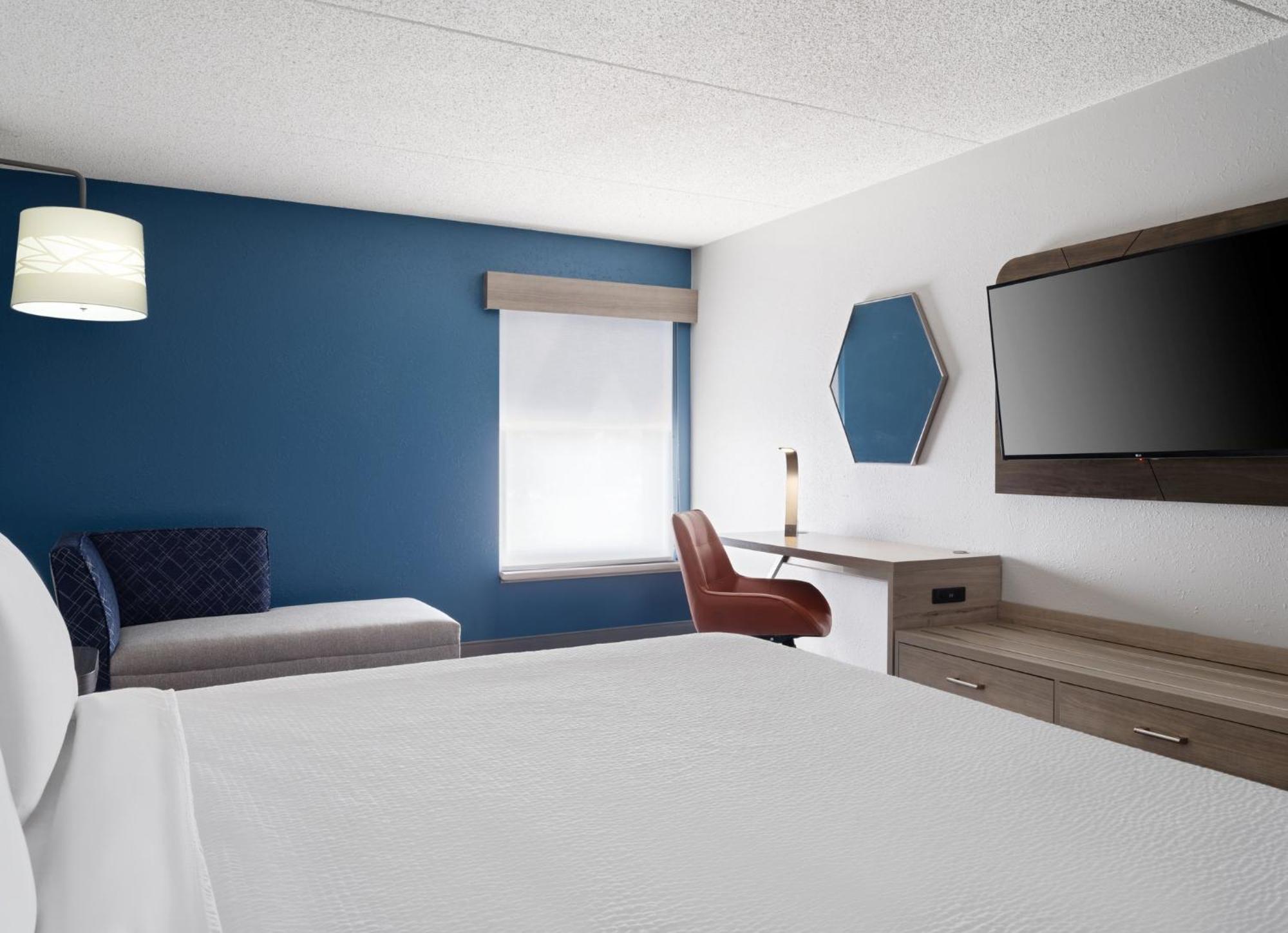Holiday Inn Express Indianapolis Airport By Ihg Plainfield Eksteriør billede