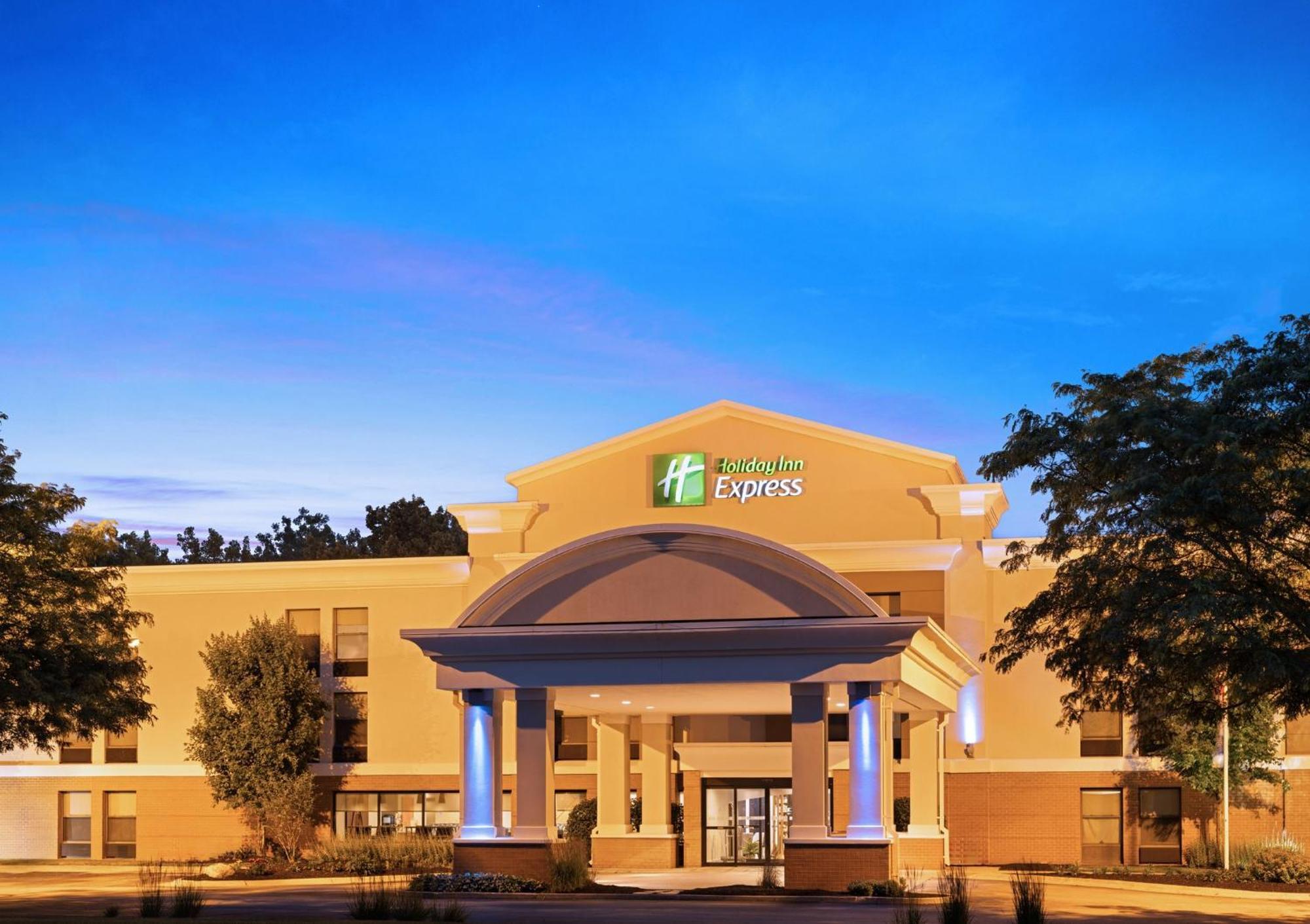 Holiday Inn Express Indianapolis Airport By Ihg Plainfield Eksteriør billede